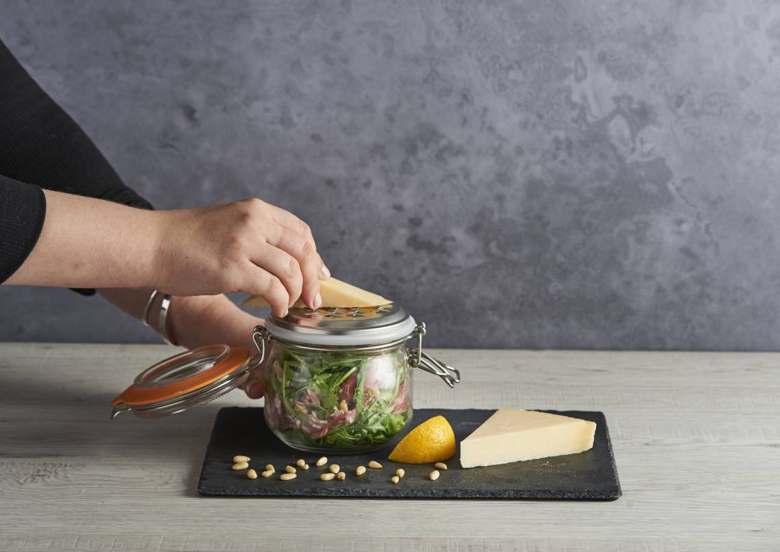 Kilner Reibenset - Edelstahlreibe mit Bügelverschluss Glas 0,5 Liter  0025.841